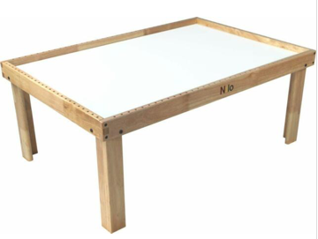 Nilo train table sales