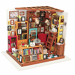 Sam's Study DIY Mini House