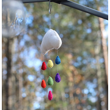 RAINBOW CLOUD GARLAND