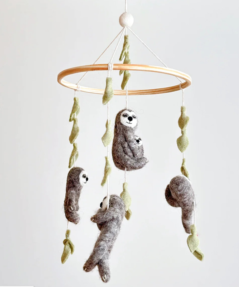 SLOTH FELTED MOBILE