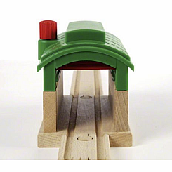 BRIO TRAIN GARAGE