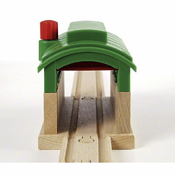 BRIO TRAIN GARAGE