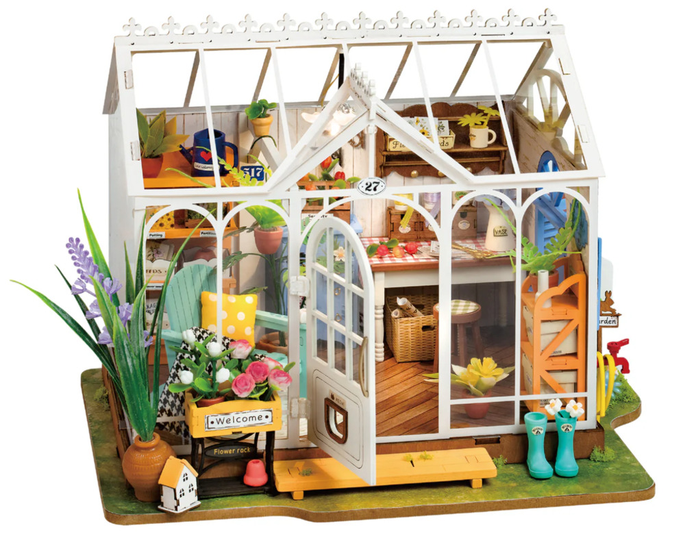 DREAMY GARDEN HOUSE DIY HOUSE